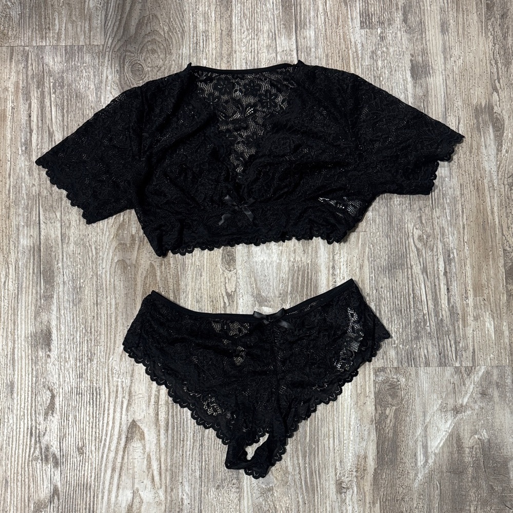 Elegant Black Lace Lingerie Set